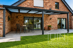 Auvent en aluminium pour la maison